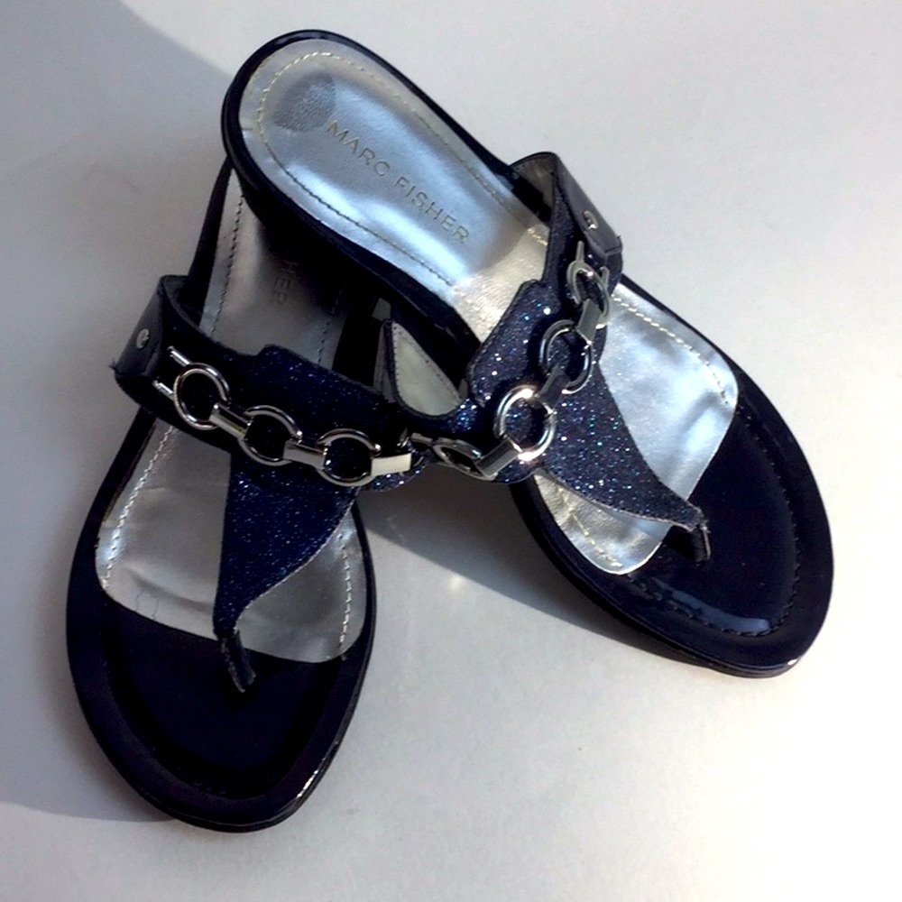 Marc Fisher Falynda Black Glitter Chain Slip On Thong Sandals Size 6.5
